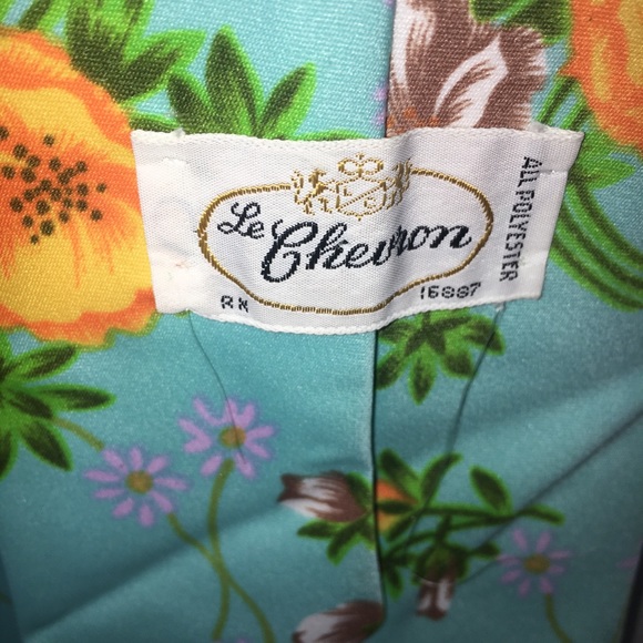 Le Chevron Vintage Floral Design Tie - Picture 6 of 6